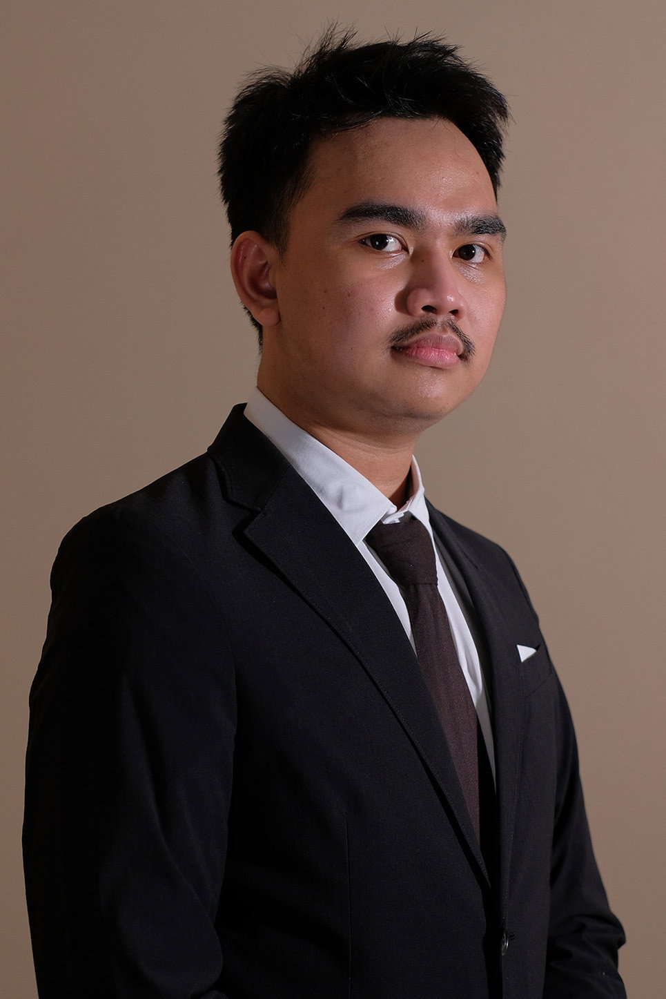M. Ridzky Ramadhani as Death in To Whom the Bell Rings (Oblivion)