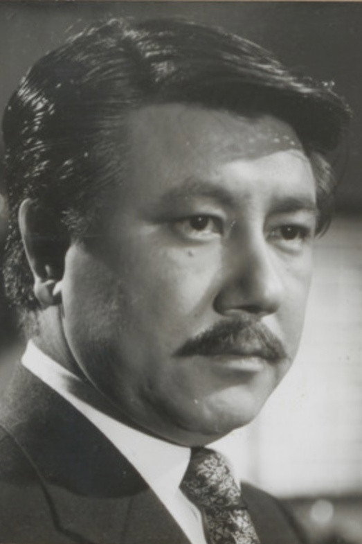 방수일 as Ahn Joo-sik in Mr. Park