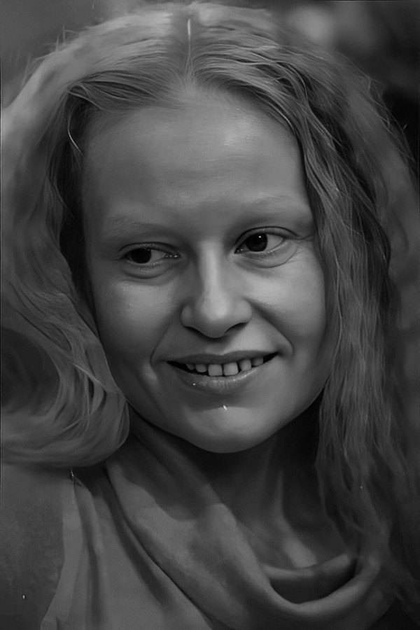 Татьяна Кузнецова as Lyubov Arkadyevna in Suffer the Little Children
