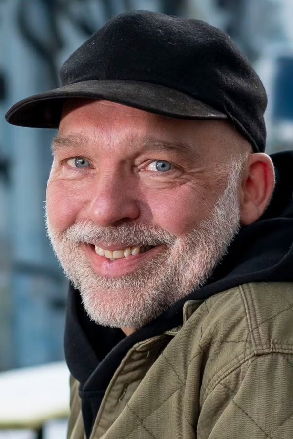 Kalle Thesberg as Sig selv in I Hus til Halsen