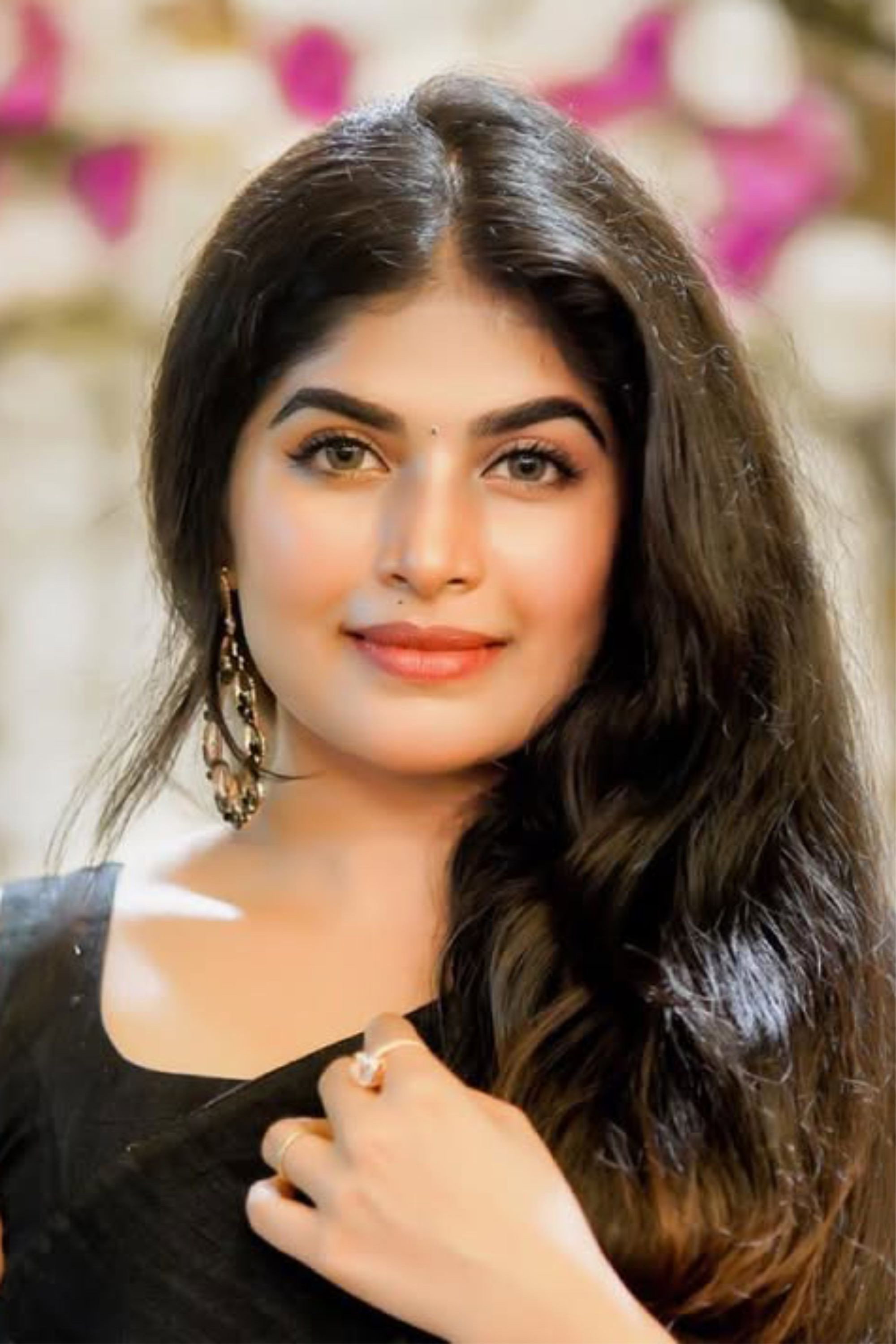 Raniya Raanaa as Chinju Rani in Prince and Family