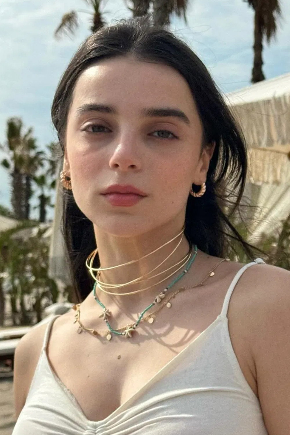 Yeliz Korkmaz as Sezen in Gilded Lies