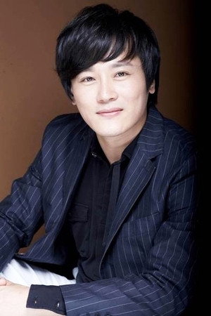 Kim Kwang-young as Cheongju University Theatre Class in First Love