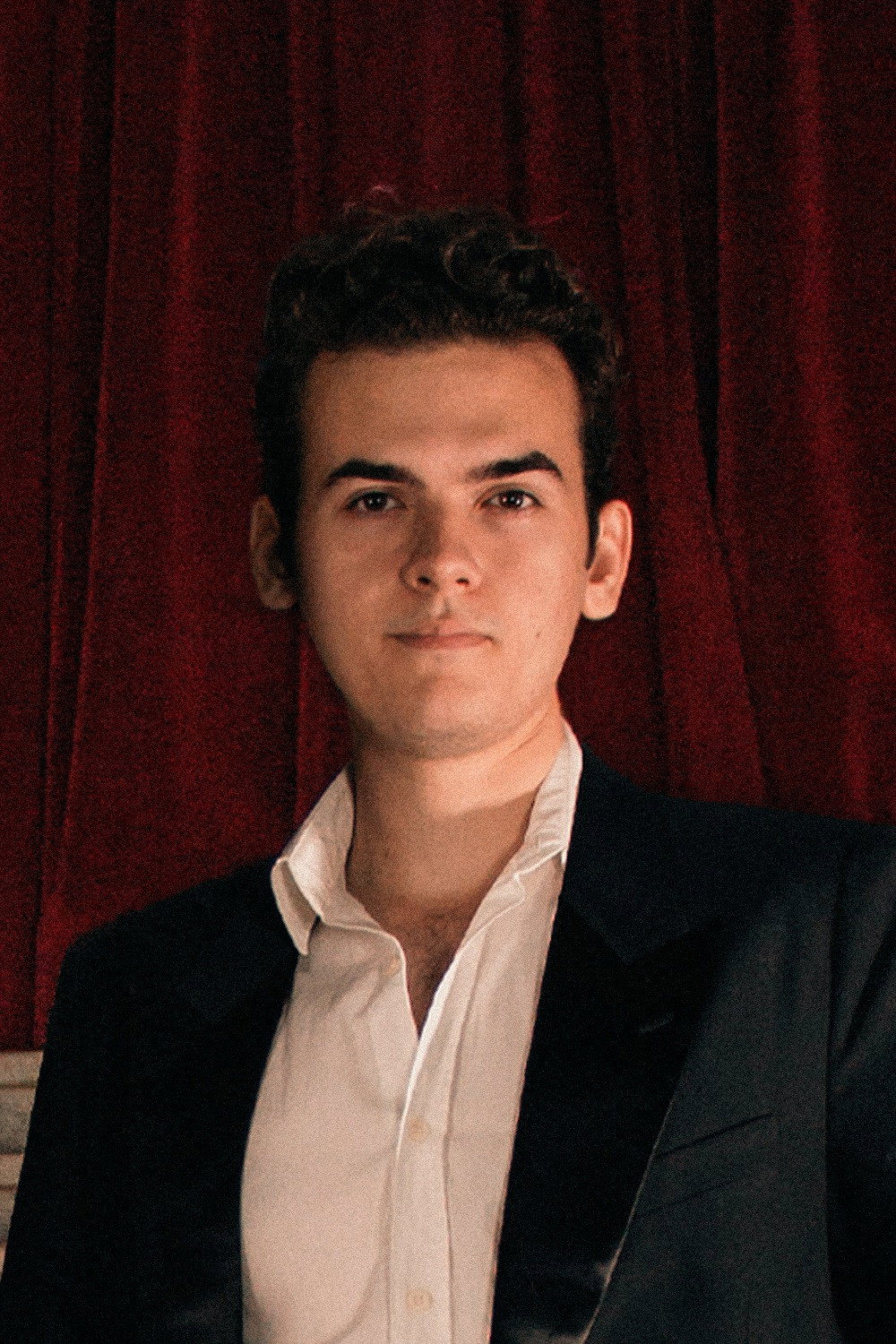 Gabriel Ritter as Shoeshine boy in Tight Shoes