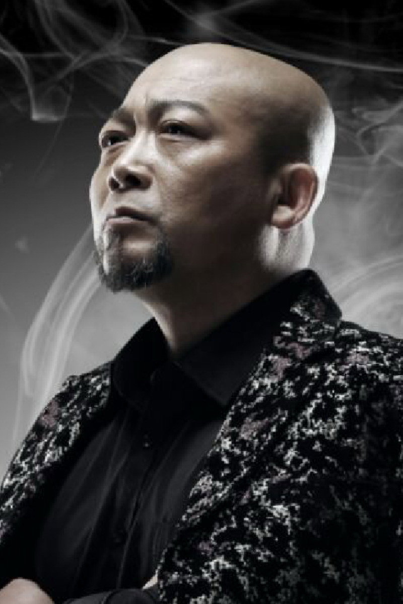 Han Rui as Lao Geng in The Wicked Wife
