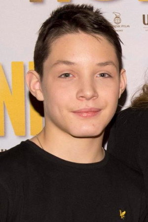 Julius Jimenez Hugoson as Frank in Monky