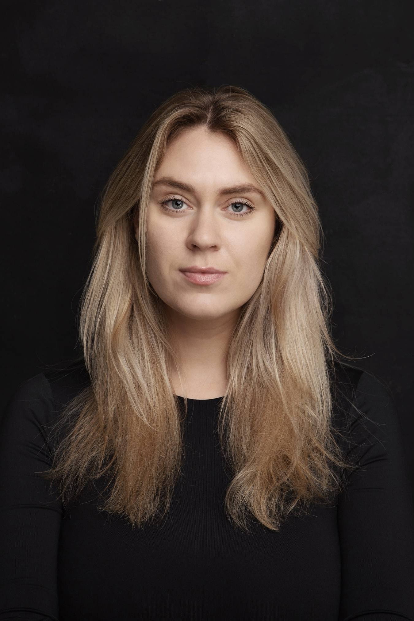 Žiedūnė Mardosaitė as Liucija Baukaitė in Kam ta meilė?