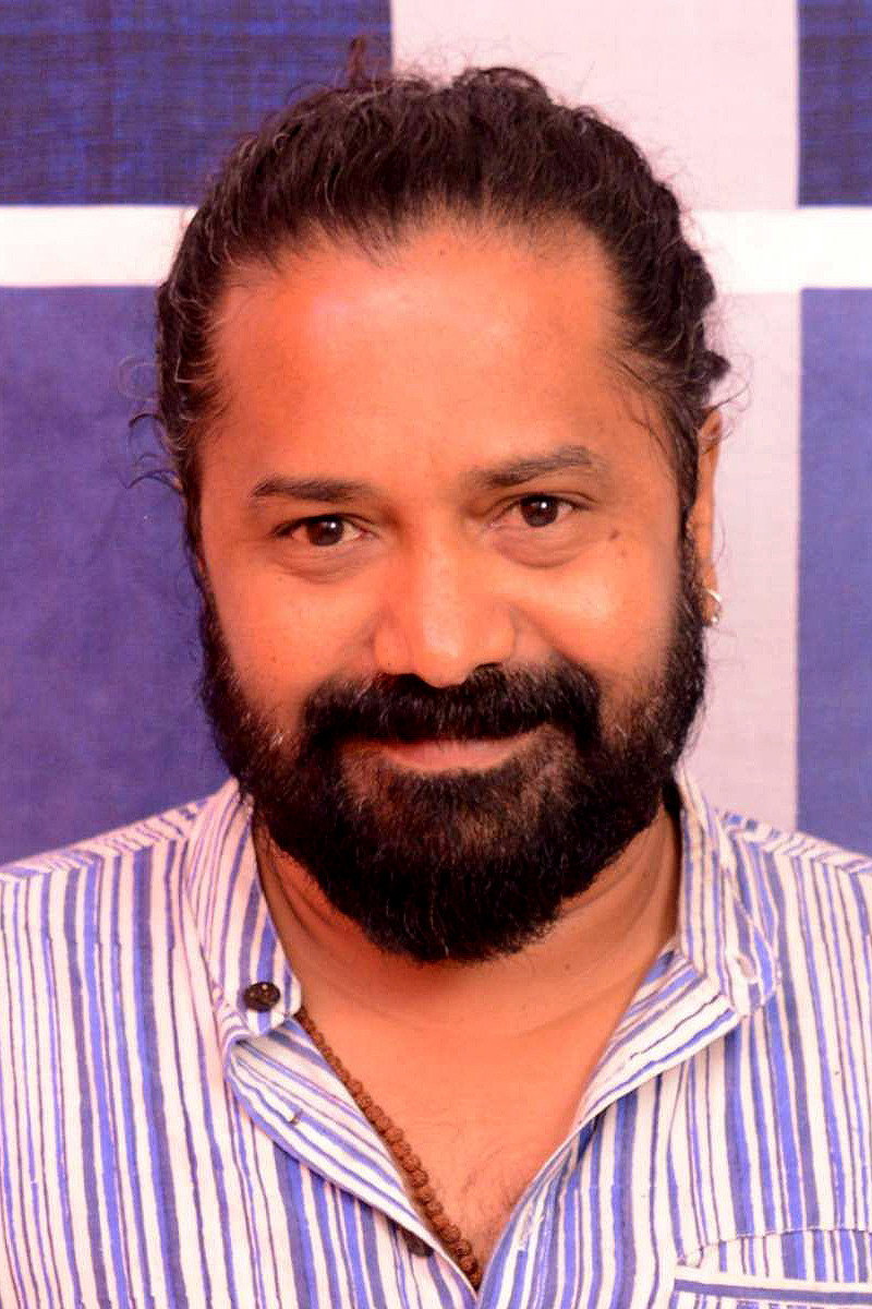 Jayaprakash Radhakrishnan as Aravind in Lens
