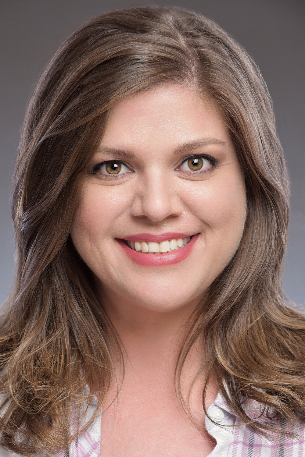 Ellie McMillan as Susan Hammel/Linda Hill in Growing Up Hill