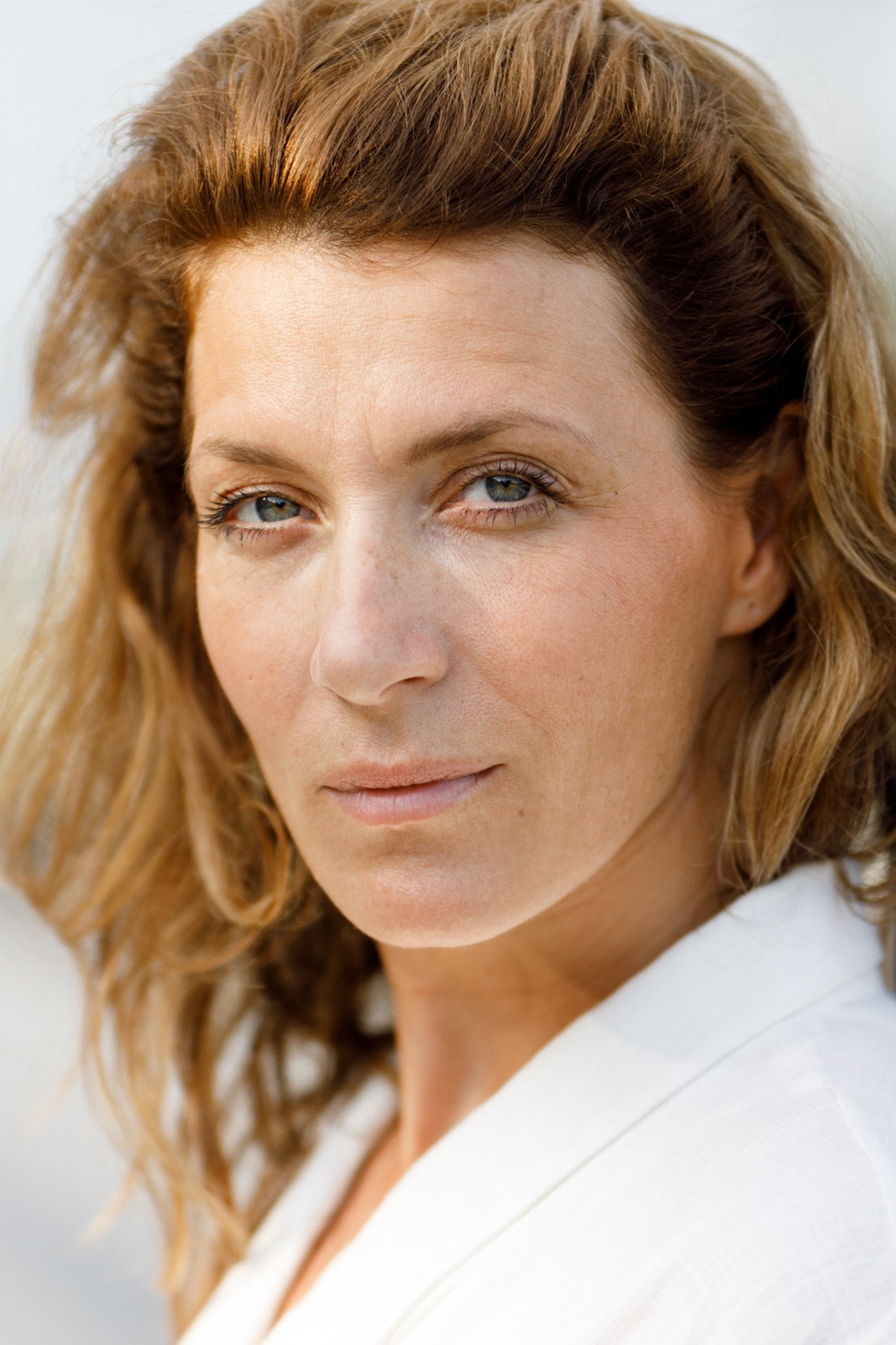 Caroline Frank as Elisabeth in Mother's Baby