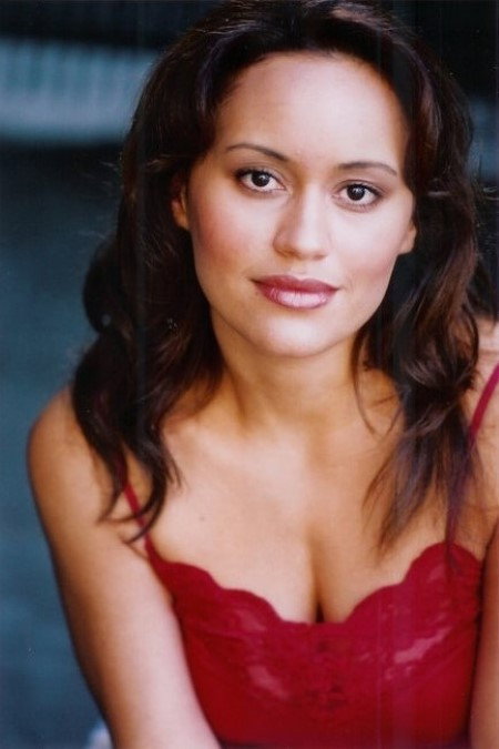 Toni Torres as Vanessa in Digital Killer