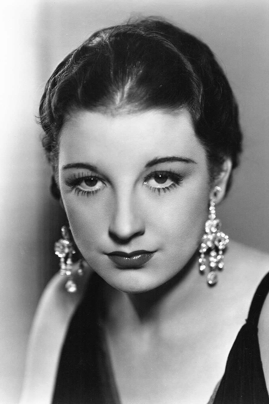 Phyllis Barry as Sybil Radford, Politician's Daughter in Forbidden Heaven