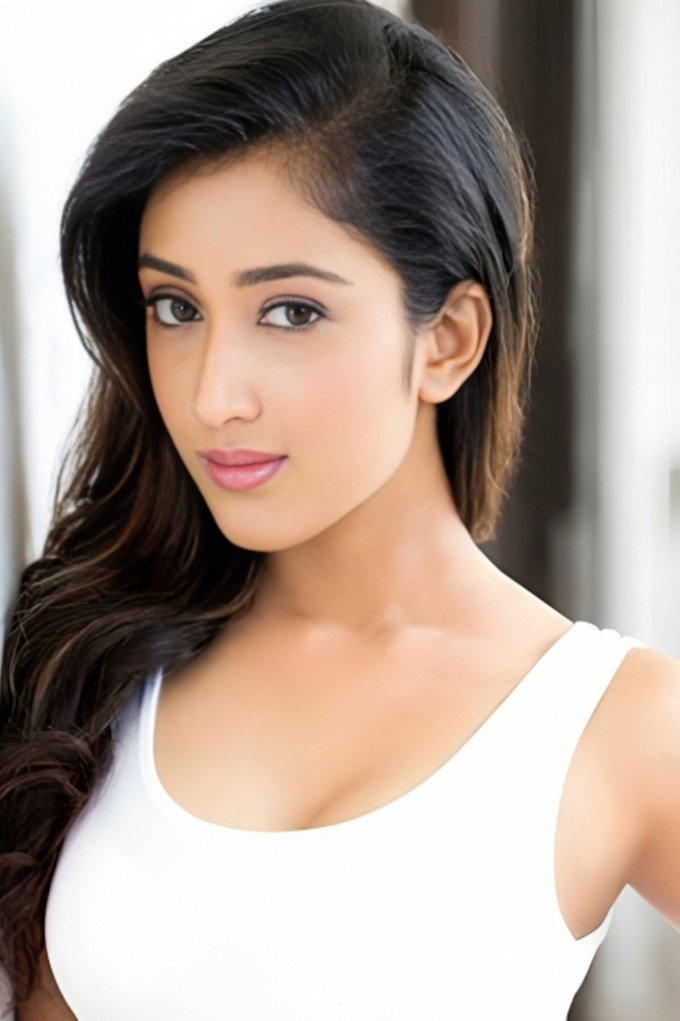 Priyamvada Kant as Chaman in Woh To Hai Albelaa