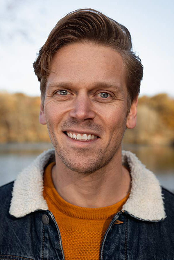 Michael de Roos as Eric Bouwman in Masterclass