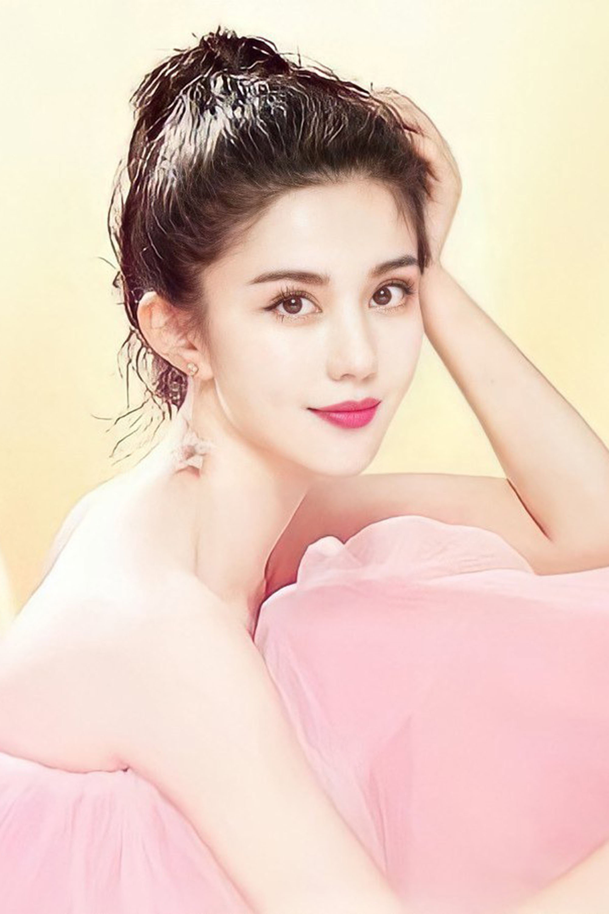 阿依帕丽·乌古力 as Xiaoying in King of Painting