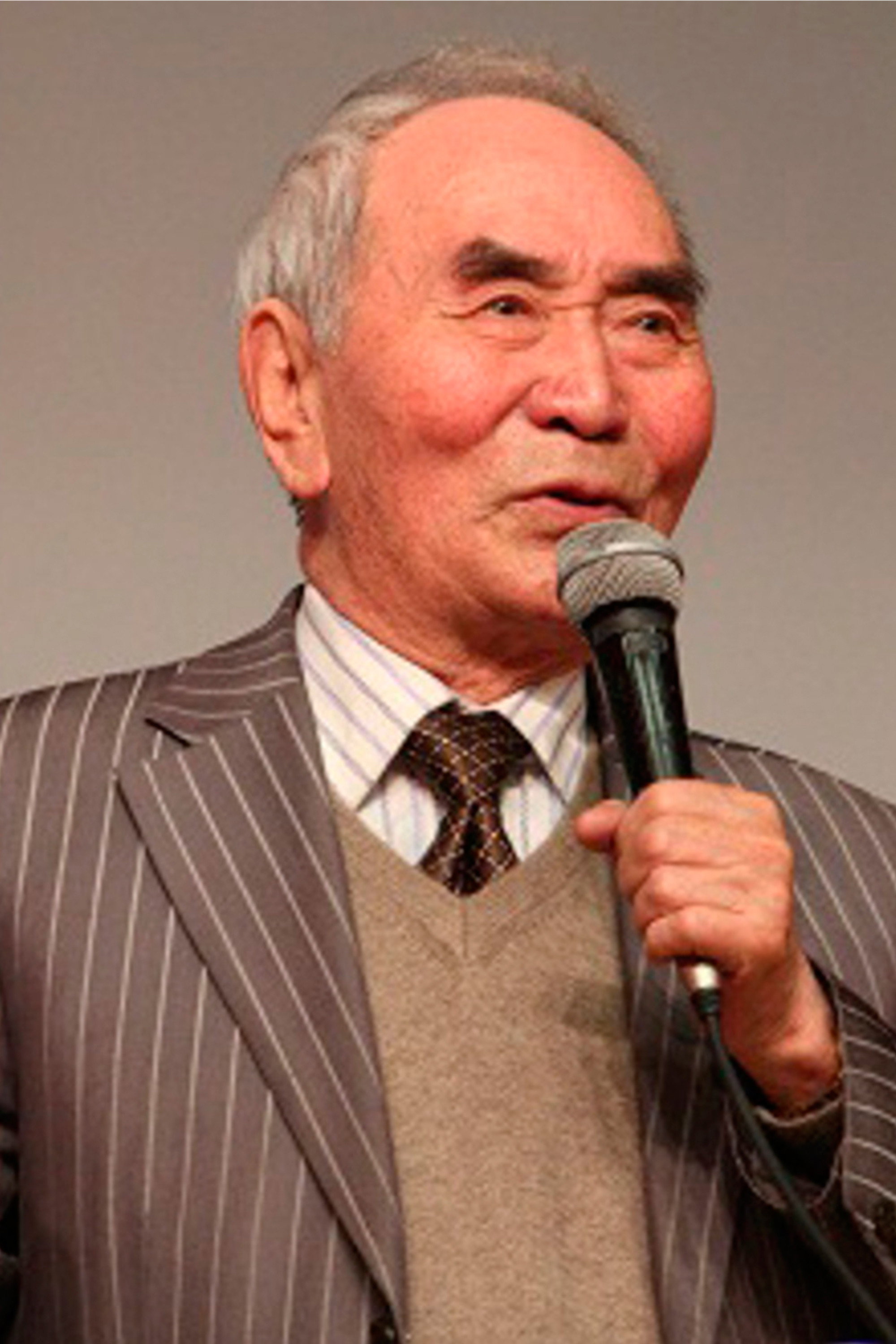 Ochirbat Ayurzana as Minister Satai in Mandoukhai the Wise: Episode 4