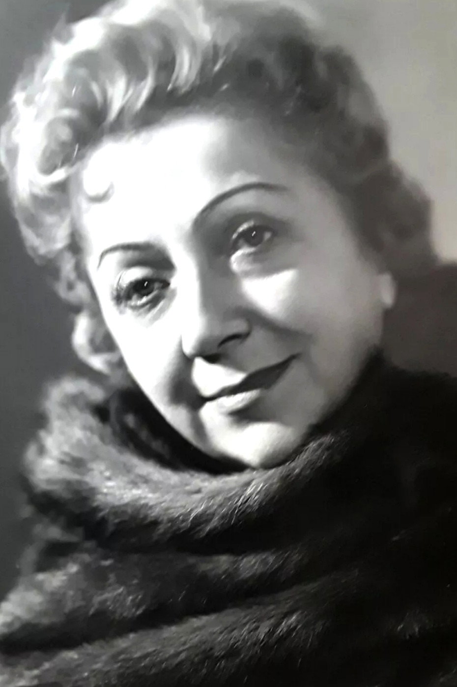 Margherita Bagni as Elisabetta, la zia di Marisa in Ho scelto l'amore
