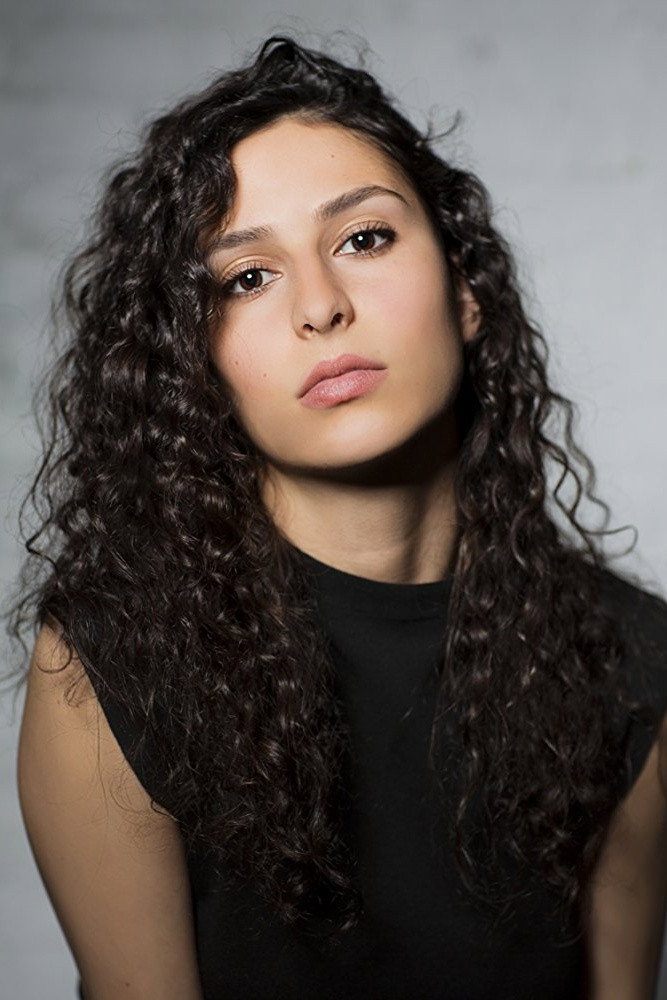 Hana Chamoun as Salam in Salam