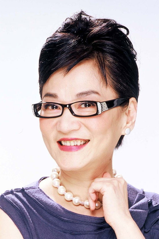 Chang Hsiao-Yen as Cat Mimi in 7½ Detectives