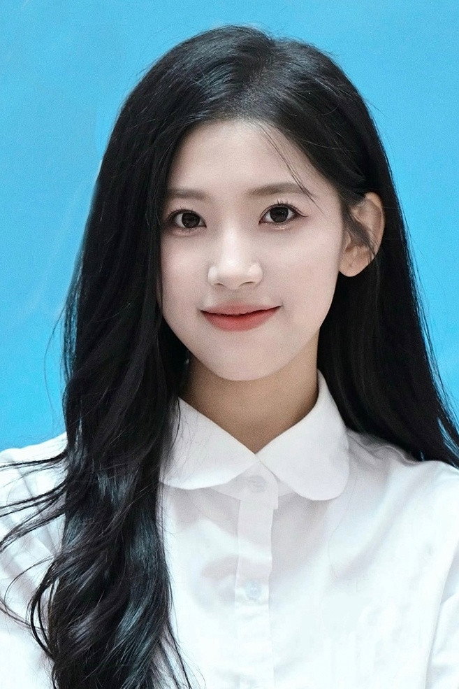孙千予 as Yue Yue in Revenged Love