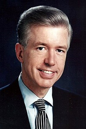 Gray Davis as Self in Enron: The Smartest Guys in the Room