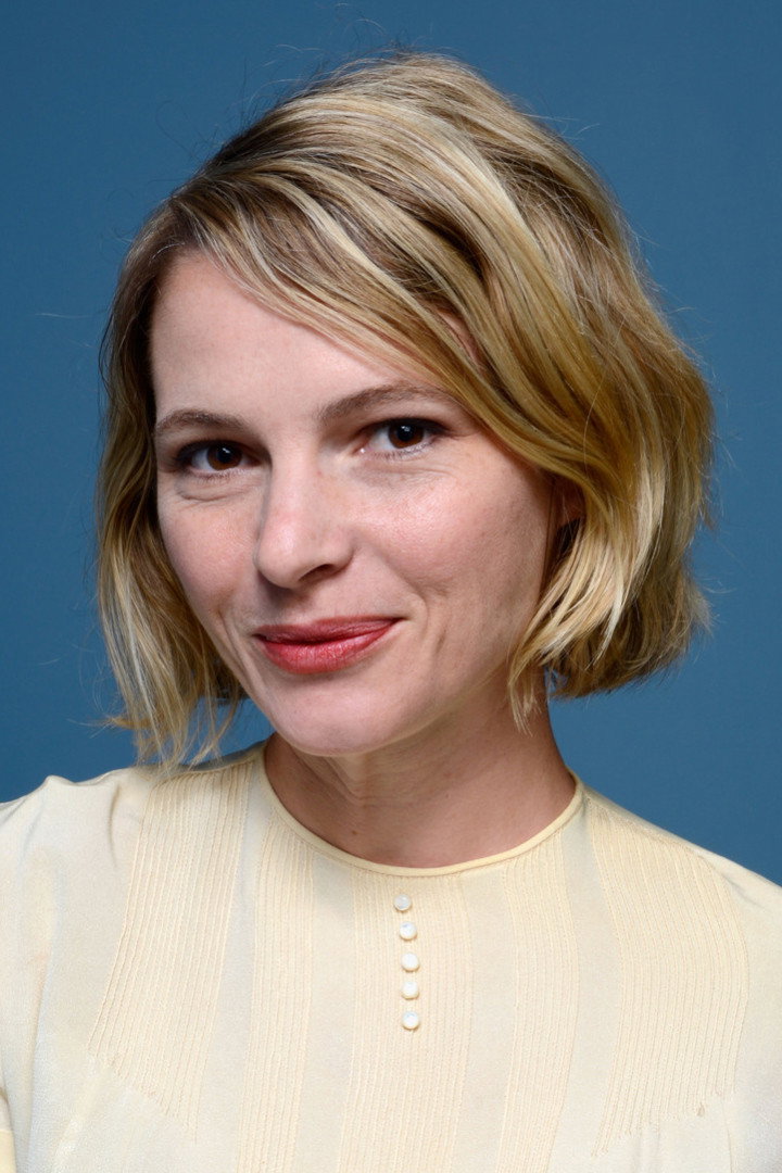Amy Seimetz as Ellen in Junior
