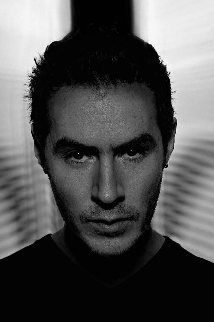 Robert Del Naja as Himself in Sarò con te
