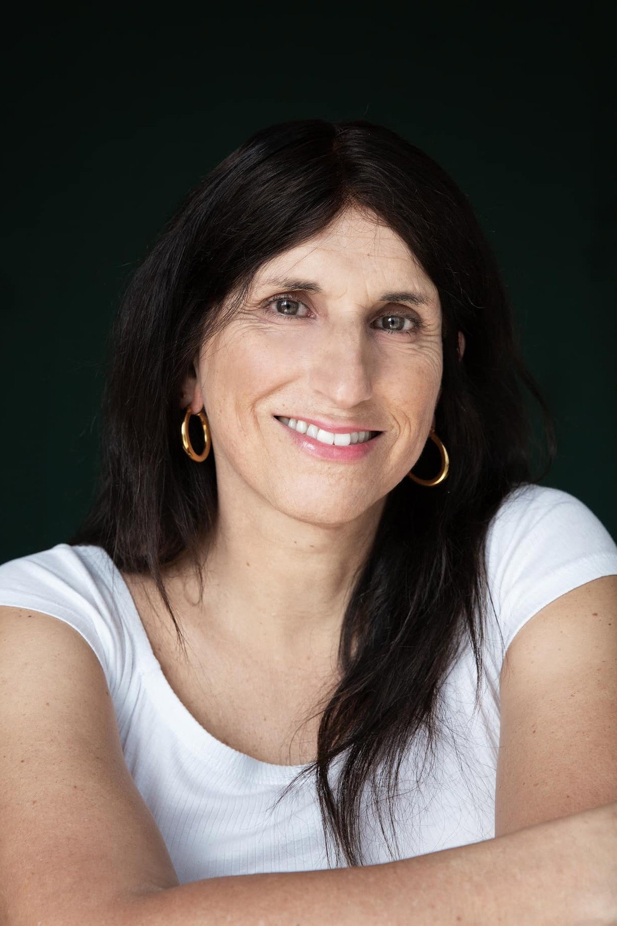 Maria João Vaz as Colega de Otília in The Left Behind