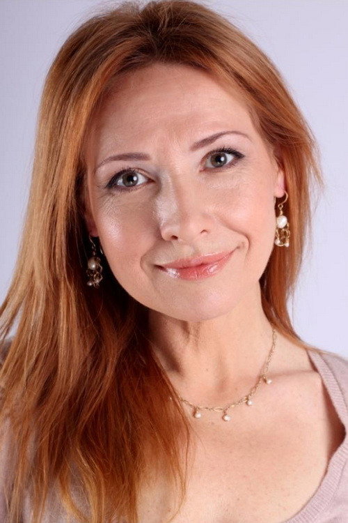 Yelena Danova as Mira in Foreign Correspondents