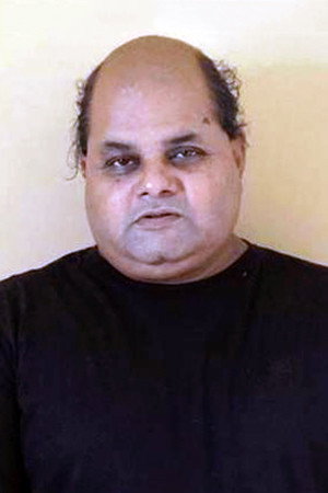 Sunil Sukhada as Pannadan in Marubhoomiyile Aana