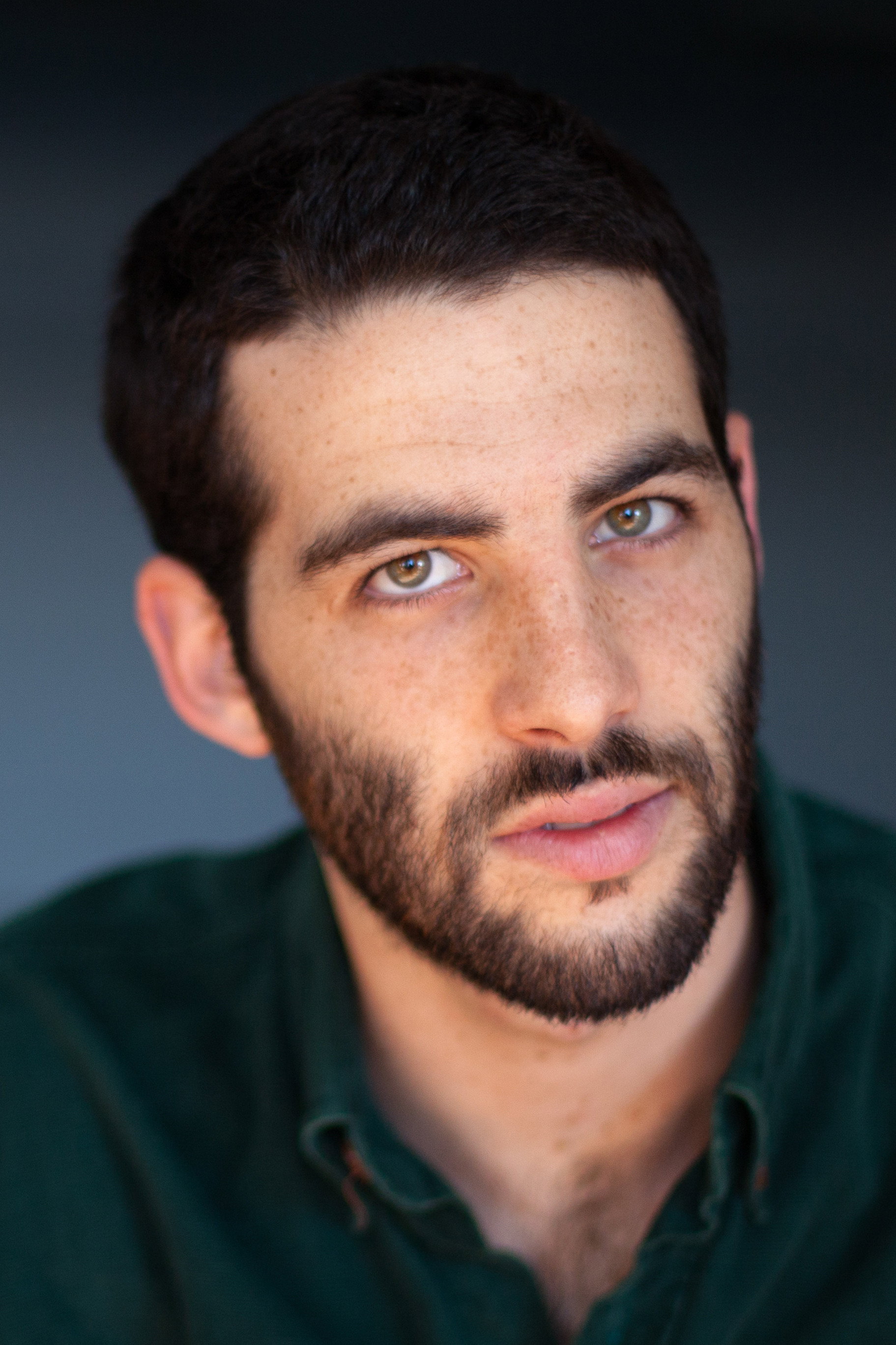 Or Schraiber as Aviva (man) in Aviva