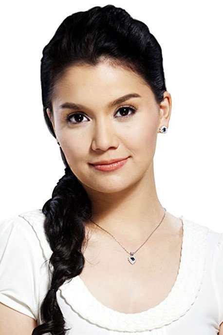 Nadine Samonte as Catherine Clemente in Kung Mahawi Man Ang Ulap