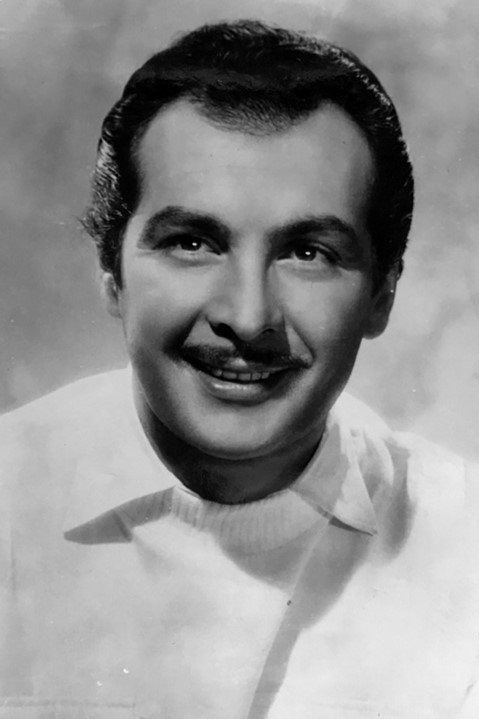 Armando Calvo as Jorge Duroy in El Buen Mozo