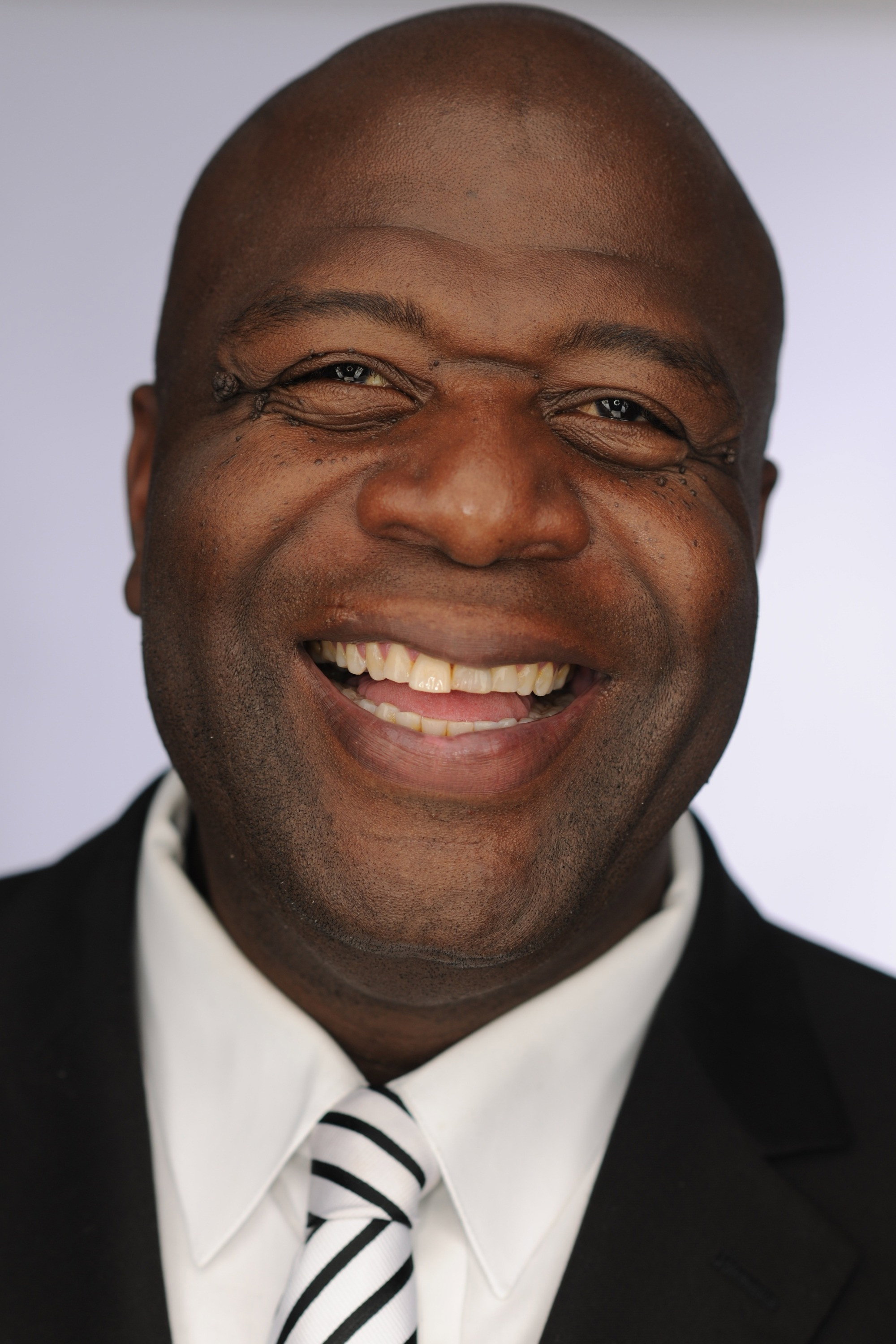 Alfred Rubin Thompson as Big Joe in Code 8
