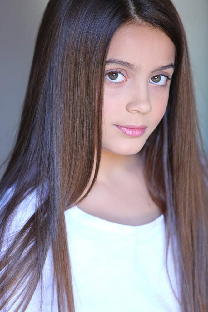 Emmy Perry as Siren Phillips in Scales
