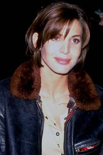 Lucinda Weist as Sarah in The Silencers