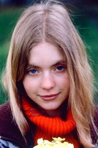 Judi Bowker as Sibyl Vane in The Picture of Dorian Gray