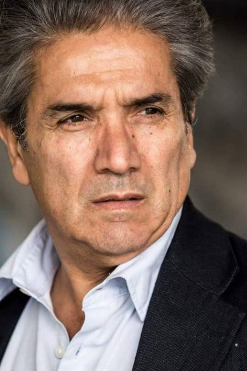 Antonio Tallura as Dottore in Libero di volare