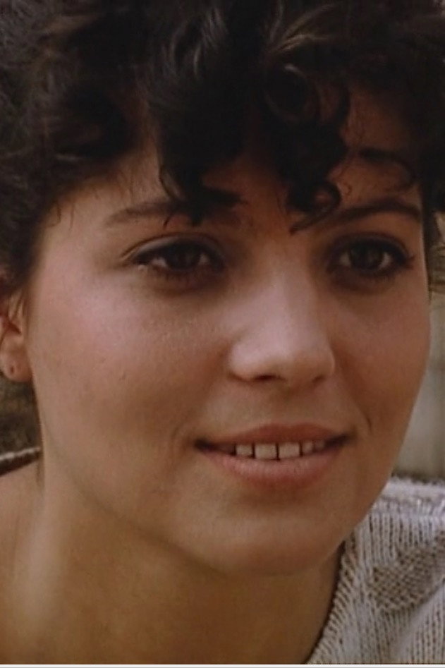 Szatler Renáta as Éva in Wall Driller