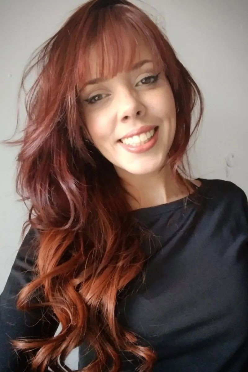 Juliana Seabra as Cigana in Drops From Hell