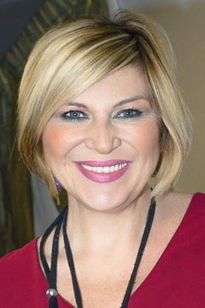 Nadia Rinaldi as Fernanda Lambertoni in Saint Seiya