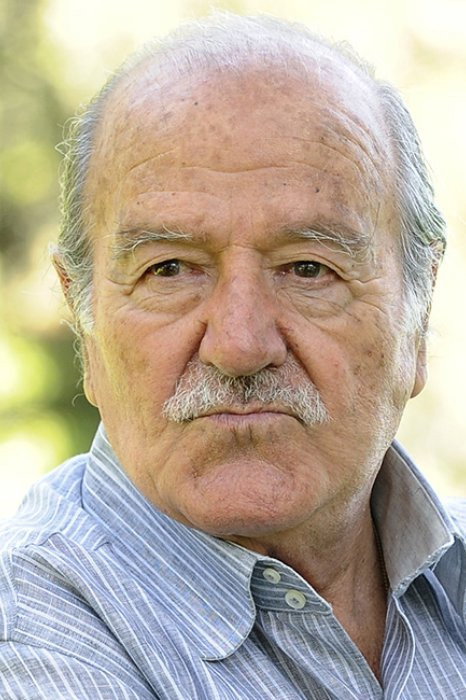 Ivo Garrani as Salvatore Francesco in Insecure