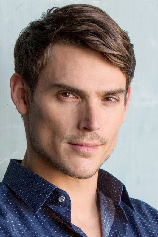 Mark Grossman as David in Nightmare Cinema