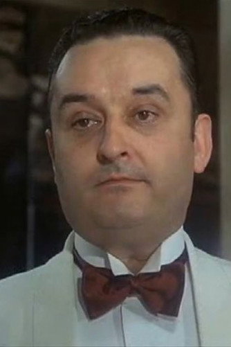 Albert Augier as Cardinal de Mazarin in Molierissimo