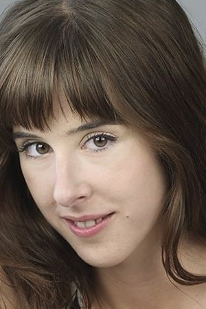 Paula Malia as Berta in La casa nostra