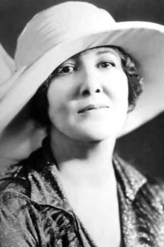 Mabel Van Buren as Mrs. Ozanne in The Sins of Rosanne