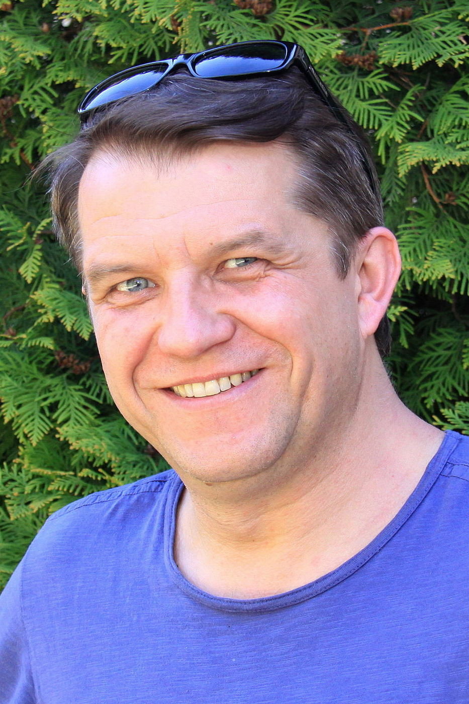 Grzegorz Gzyl as Kubek in Radiostory