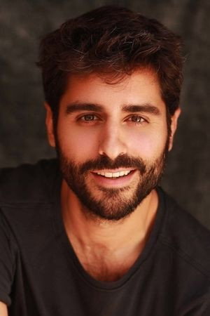Miguel Diosdado as Jose in 8 Years
