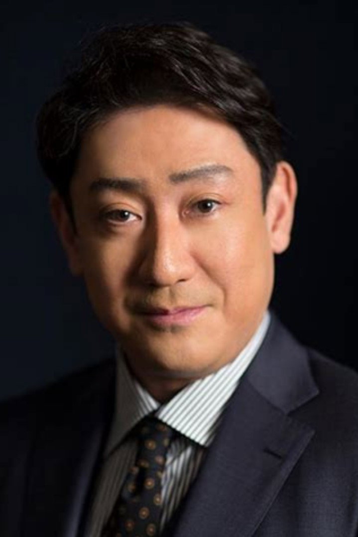 Hashinosuke Nakamura as Michihiko Watsuji in The Tragedy of W