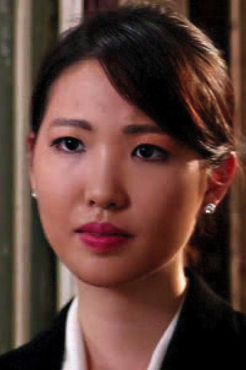Saki Tsukamoto as ساكورا in From Japan to Egypt